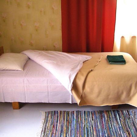 Tiia Guesthouse Pärnu Extérieur photo