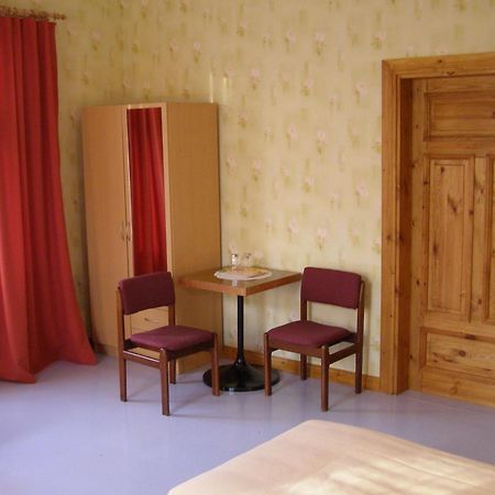 Tiia Guesthouse Pärnu Extérieur photo